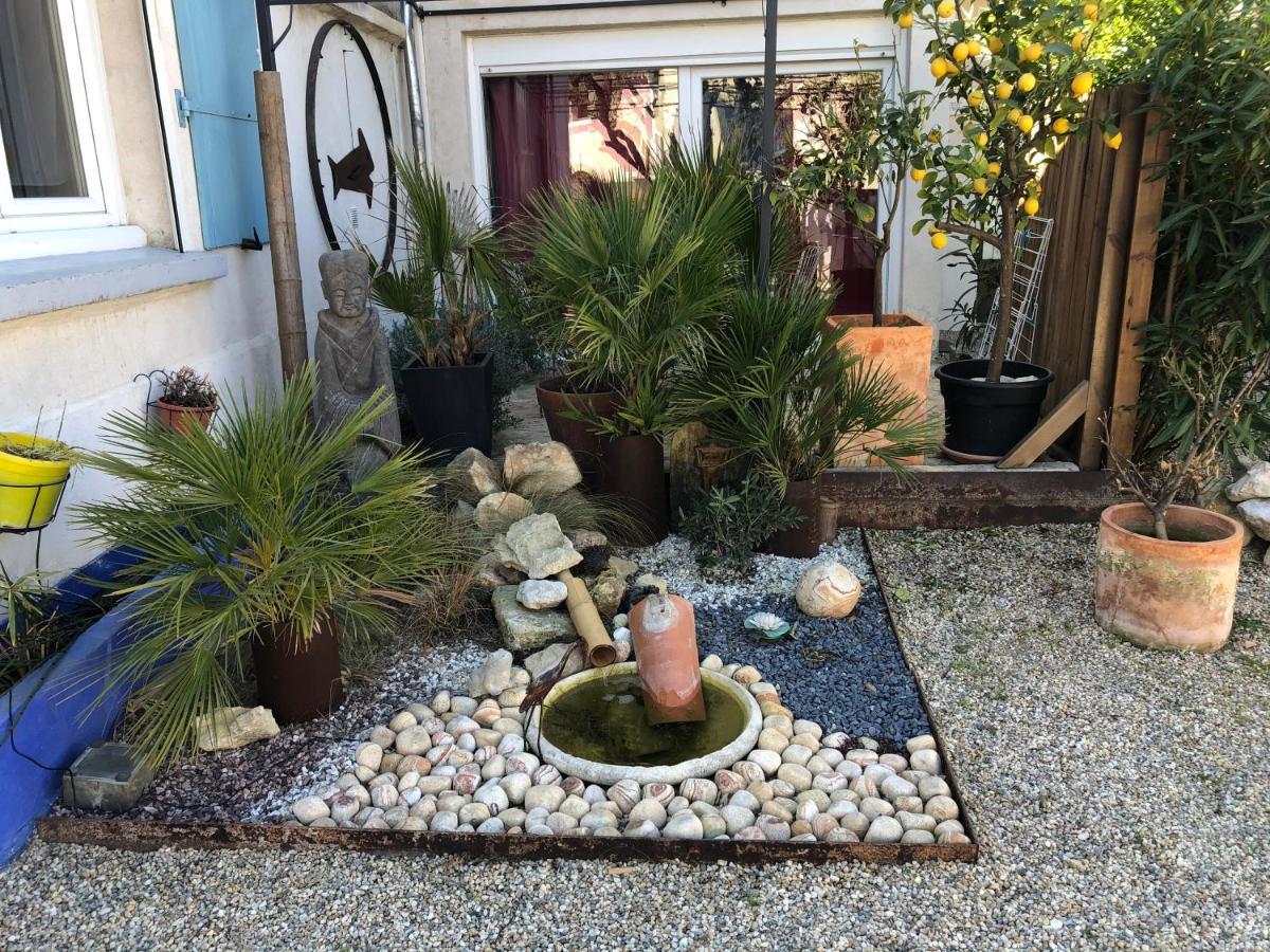 Vila Le Luberon Des Artistes Oppède Exteriér fotografie