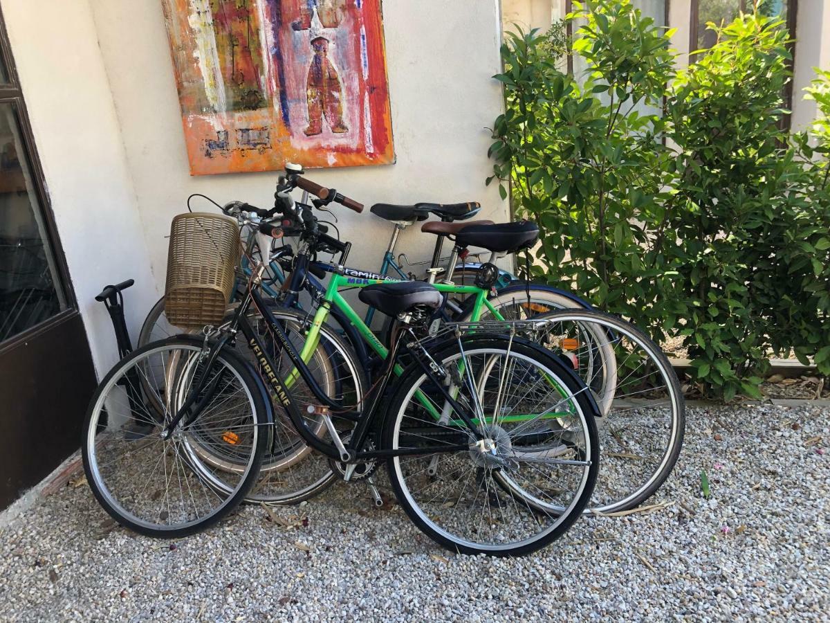 Vila Le Luberon Des Artistes Oppède Exteriér fotografie